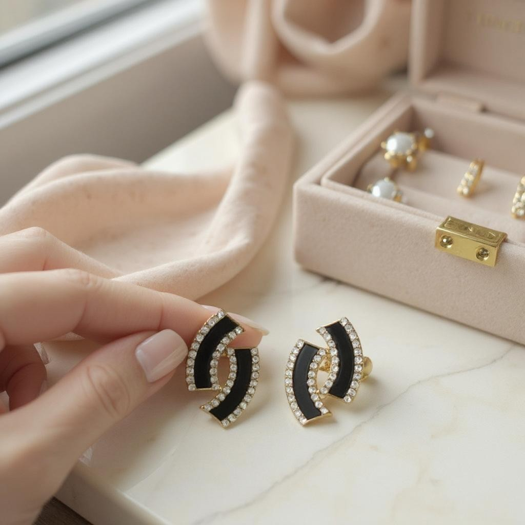 Luxury Designer-Style Interlocking Earrings