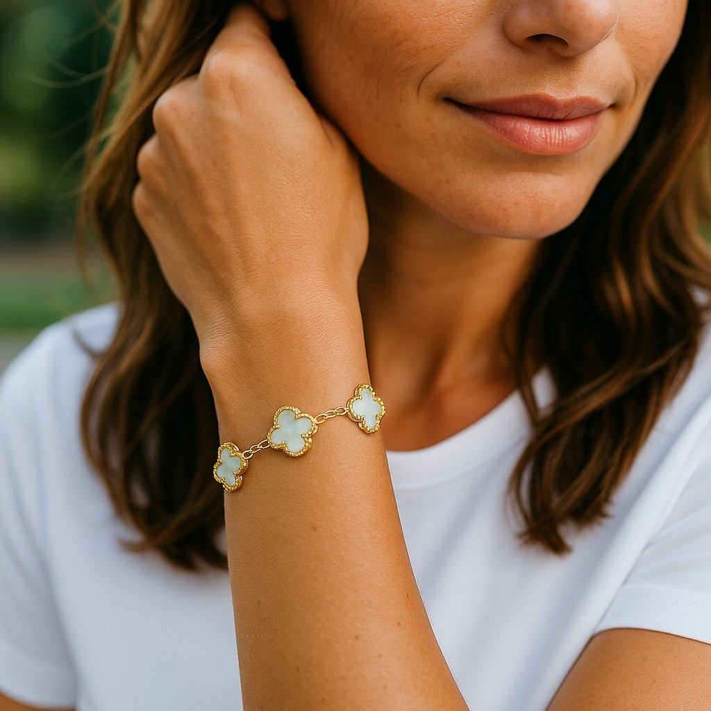 Gold-Toned Anti tarnished Clover Bracelet