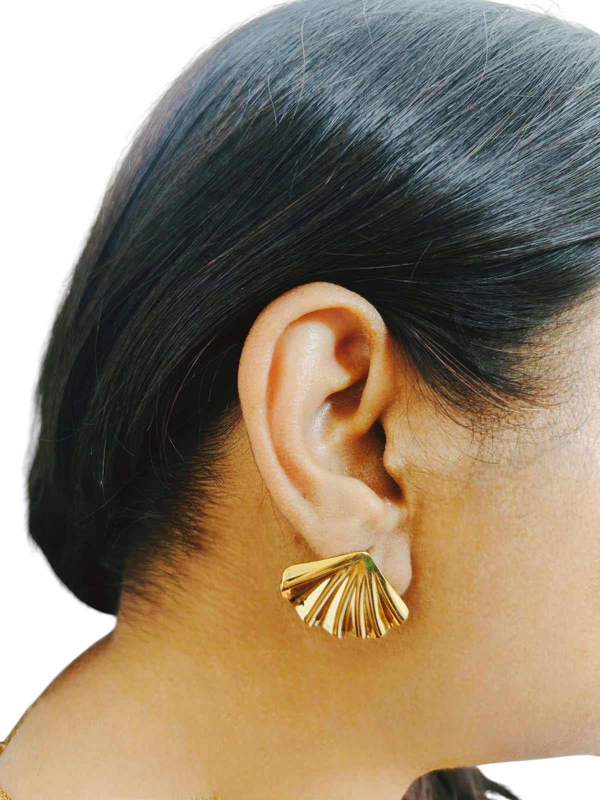 Gold toned shell shaped Crumpled Anti Tarnish studs