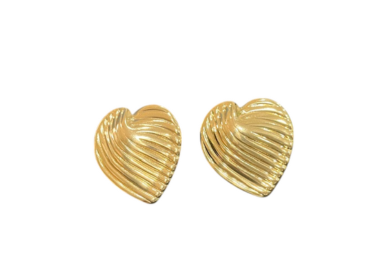 Heart shaped stainless steel studs